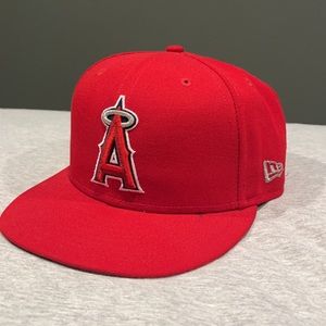 Mens angels cap 7 3/8